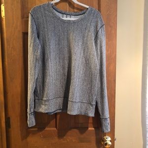 Lulu Lemon quick dry sweat shirt
